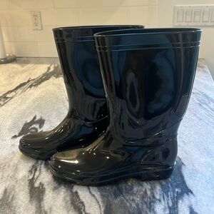 Men’s black rain boots - NWOT